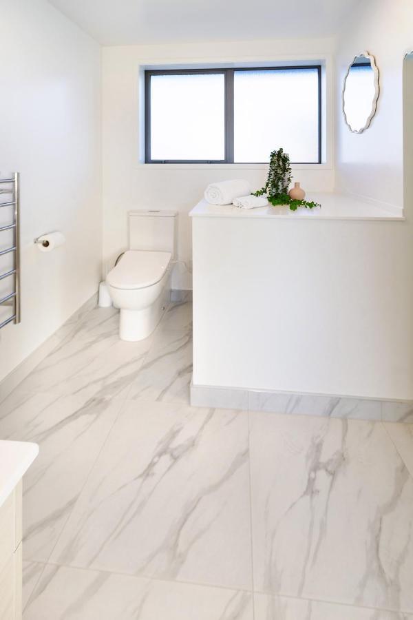 Urban Park Escape 2 Bed 2 Bath W/Carpark Apartment Christchurch Exterior foto